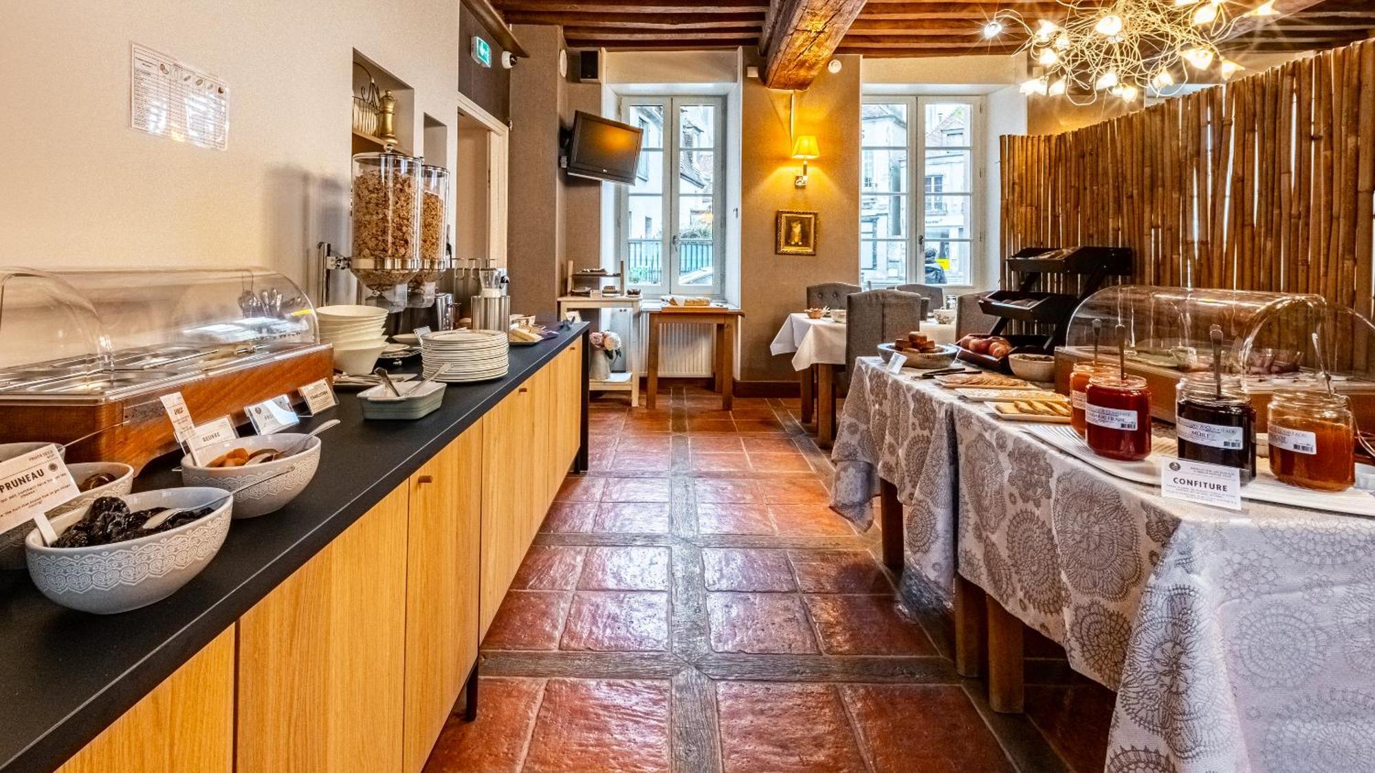 Hotel Relais De La Cote D'Or Semur-en-Auxois Bagian luar foto
